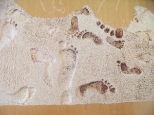 Stippling and carving out the footprints